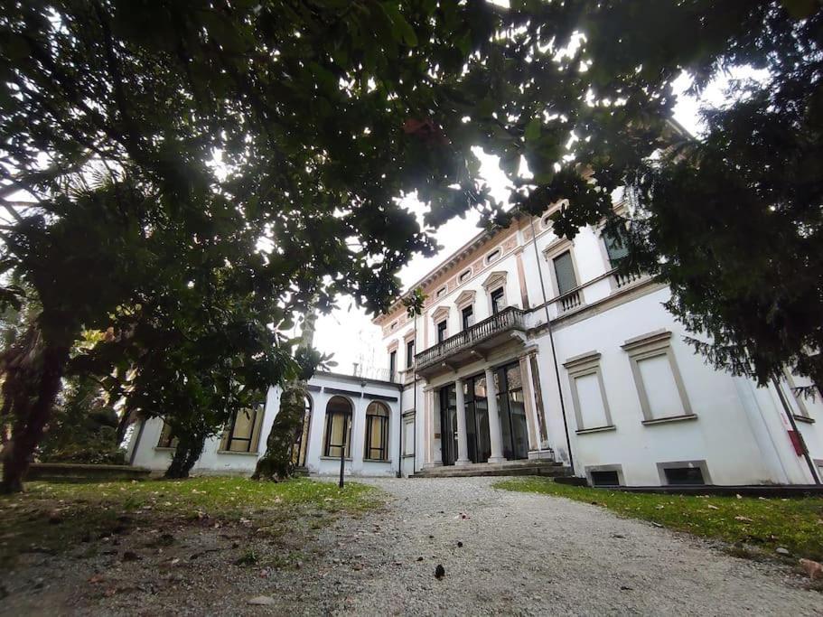Casa Zia Luisa Lecco Exterior foto